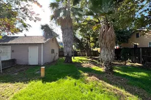 332 Hinkley Ave, Oakdale, CA 95361 - Photo 29