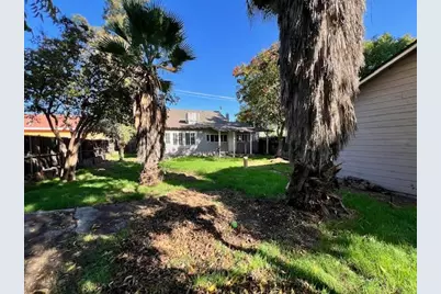 332 Hinkley Avenue, Oakdale, CA 95361 - Photo 23