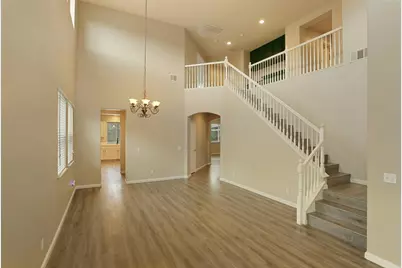 5379 Ridgeview Circle, Stockton, CA 95219 - Photo 9