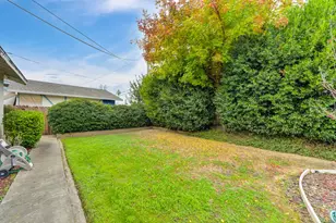 9113 Rosewood Dr, Sacramento, CA 95826 - Photo 37