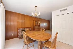 9113 Rosewood Dr, Sacramento, CA 95826 - Photo 15