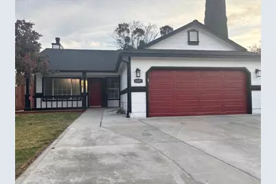 2227 Laguna Way, Los Banos, CA 93635 - Photo 1