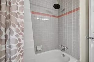 302 Pomona Ave, Stockton, CA 95207 - Photo 17