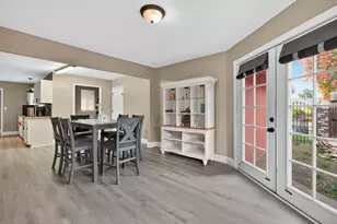 302 Pomona Ave, Stockton, CA 95207 - Photo 9