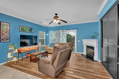 805 El Tesoro Lane, Los Banos, CA 93635 - Photo 11
