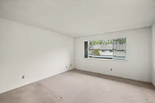 4002 Oak Villa Cir, Carmichael, CA 95608 - Photo 21