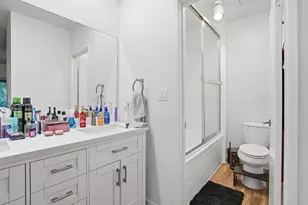 6540 Hayvenhurst Ave, Van Nuys, CA 91406 - Photo 25