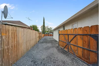1715 Dallas Street, Modesto, CA 95358 - Photo 25