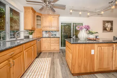 715 Dartmouth Place, Woodland, CA 95695 - Photo 27