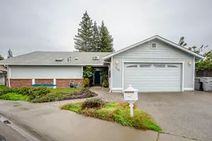 715 Dartmouth Pl, Woodland, CA 95695 - Photo 1