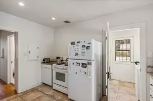 2017 10th St, Sacramento, CA 95818 - Photo 55