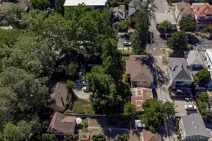 2017 10th St, Sacramento, CA 95818 - Photo 7