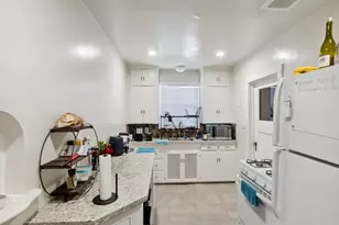 2017 10th St, Sacramento, CA 95818 - Photo 69