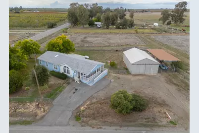 1301 Broadway Street, Olivehurst, CA 95961 - Photo 5