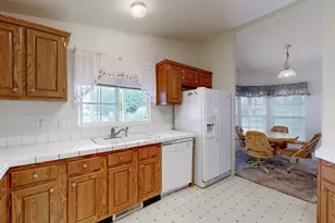 1301 Broadway St, Olivehurst, CA 95961 - Photo 13