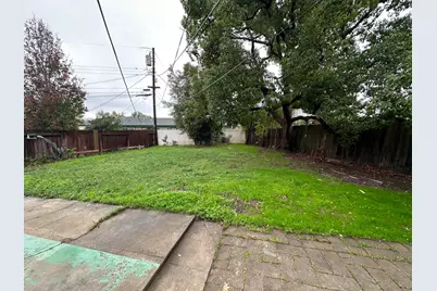 4510 El Cerrito Way, Sacramento, CA 95820 - Photo 9