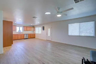 17742 W Bradbury Road, Turlock, CA 95380 - Photo 5