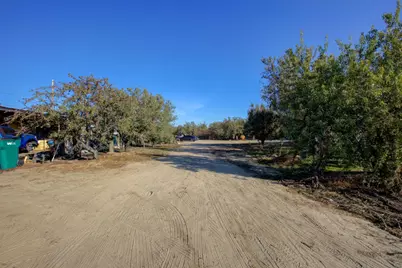 17742 W Bradbury Road, Turlock, CA 95380 - Photo 33