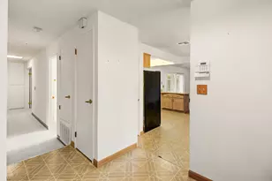 8312 Garry Oak Dr, Citrus Heights, CA 95610 - Photo 9