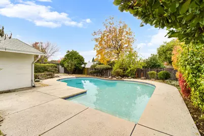 8312 Garry Oak Drive, Citrus Heights, CA 95610 - Photo 31