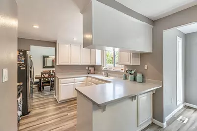 7912 Wildridge Drive, Fair Oaks, CA 95628 - Photo 13
