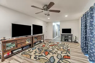 7912 Wildridge Dr, Fair Oaks, CA 95628 - Photo 11