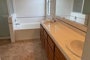 9129 Redwater Dr, Antelope, CA 95843 - Photo 9