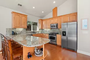 19720 Oak Knoll Dr, Lakehead, CA 96051 - Photo 15