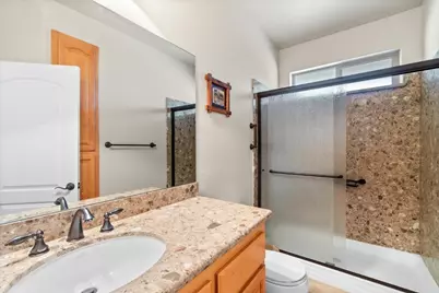 19720 Oak Knoll Drive, Lakehead, CA 96051 - Photo 33