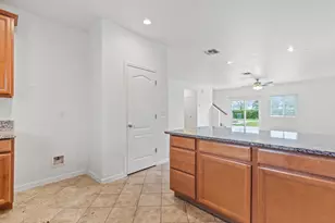 1318 Ladyfern, Plumas Lake, CA 95961 - Photo 7