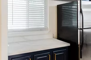 Dias Ave, Sacramento, CA 95824 - Photo 17