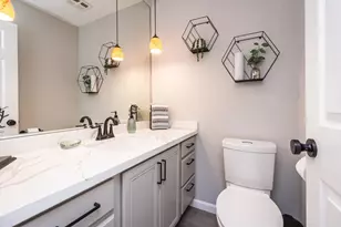 898 Woodside Ln, Sacramento, CA 95825 - Photo 27