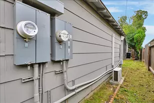 6321 37th Ave, Sacramento, CA 95824 - Photo 31