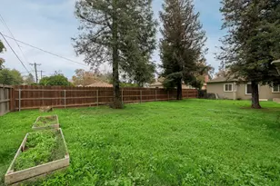 1316 Cooper Ave, Turlock, CA 95380 - Photo 29