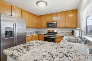 2030 Hyannis Cir, Manteca, CA 95336 - Photo 15