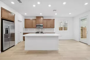 14545 Southpointe Dr, Folsom, CA 95630 - Photo 3