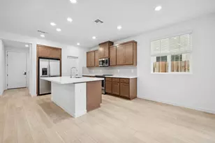 14545 Southpointe Dr, Folsom, CA 95630 - Photo 5