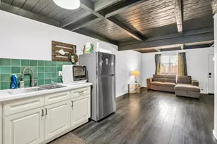 5351 Whittier Dr, Sacramento, CA 95820 - Photo 33