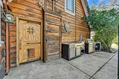 930 Saverien Drive, Sacramento, CA 95864 - Photo 31