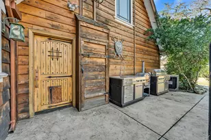 930 Saverien Dr, Sacramento, CA 95864 - Photo 31