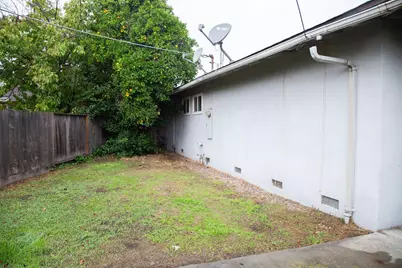 1208 Bristol Court, Modesto, CA 95350 - Photo 39