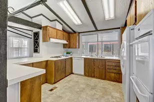 Millbrook Circle, Sacramento, CA 95828 - Photo 17