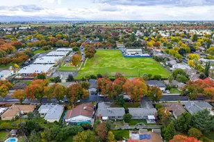 1953 Debonaire Dr, Modesto, CA 95350 - Photo 29