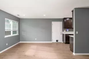 1953 Debonaire Dr, Modesto, CA 95350 - Photo 9