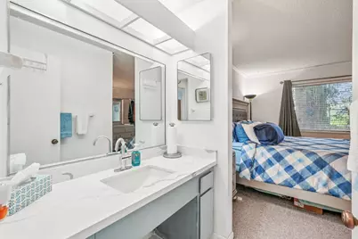 802 Woodside Ln East #1, Sacramento, CA 95825 - Photo 15