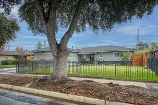 4052 E Farrin Ave, Fresno, CA 93726 - Photo 1