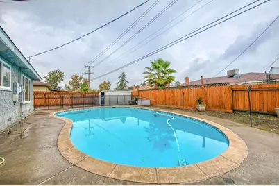 4052 E Farrin Avenue, Fresno, CA 93726 - Photo 33