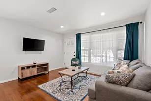 4420 37th Ave, Sacramento, CA 95824 - Photo 5