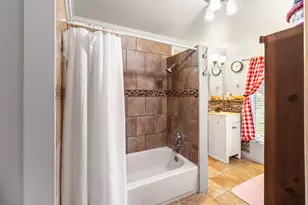 215 Peralta Ave., Sacramento, CA 95833 - Photo 29