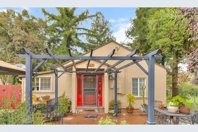 215 Peralta Avenue, Sacramento, CA 95833 - Photo 1